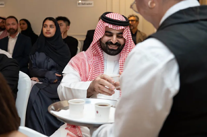 El Salvador promueve su café en Arabia Saudita para fortalecer vínculos comerciales