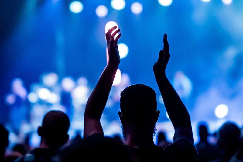 Defensoría denuncia posible estafa por conciertos cancelados sin reembolso