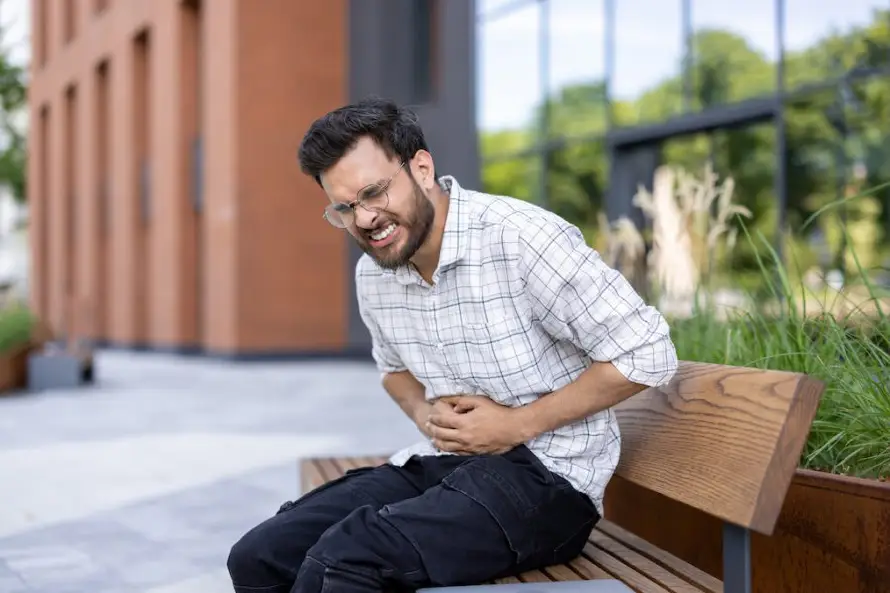 Hasta la mitad de los salvadoreños padece helicobacter pylori: expertos alertan sobre complicaciones gástricas y llegada de nuevos tratamientos