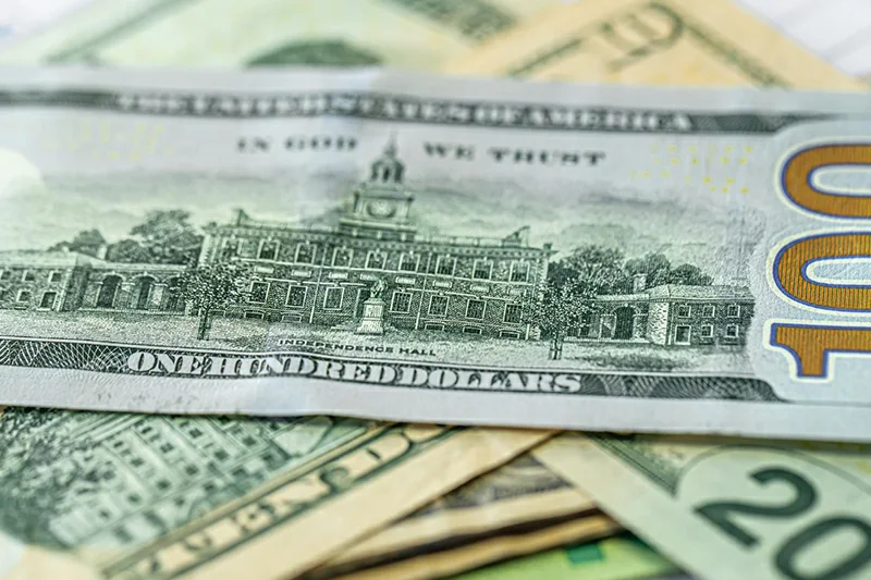 Empresas salvadoreñas invirtieron $318 millones en el exterior en 2025