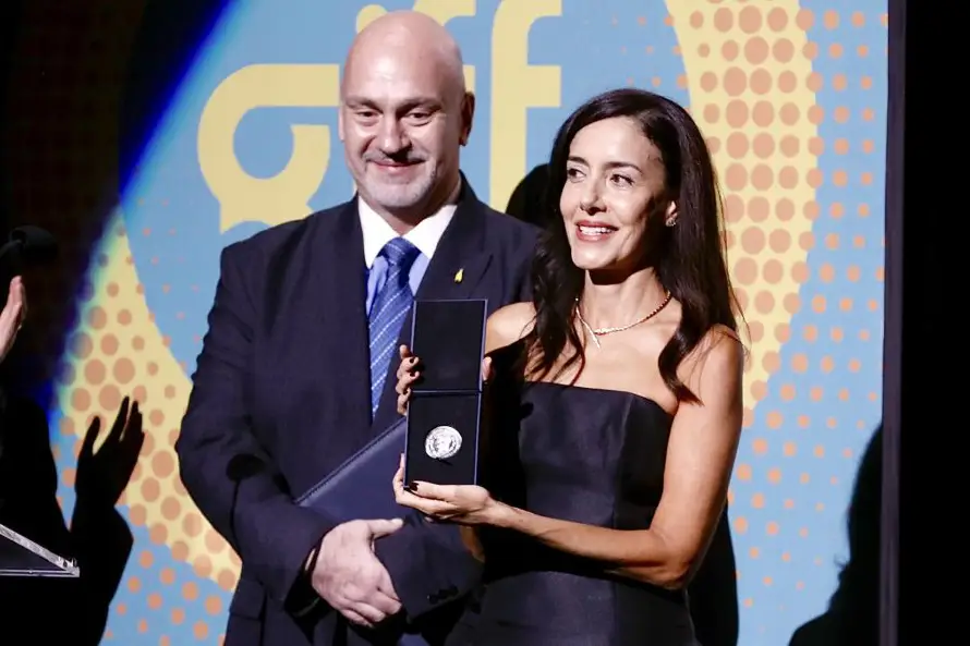La actriz Cecilia Suárez es honrada en el Festival de Cine de Guanajuato
