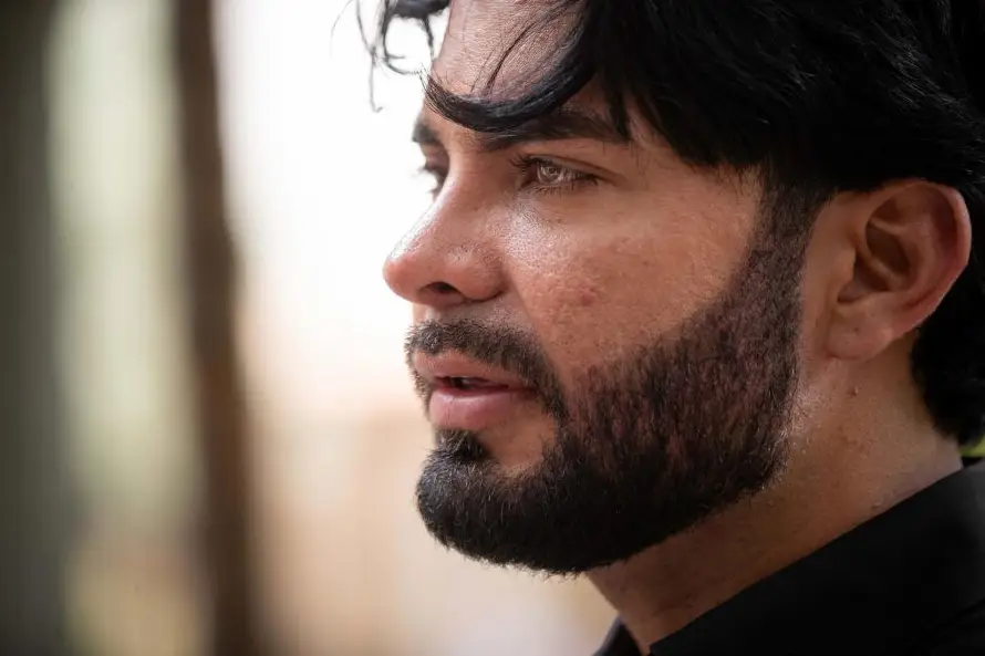 Mister Venezuela despide a su novio tras buscarlo entre los escombros