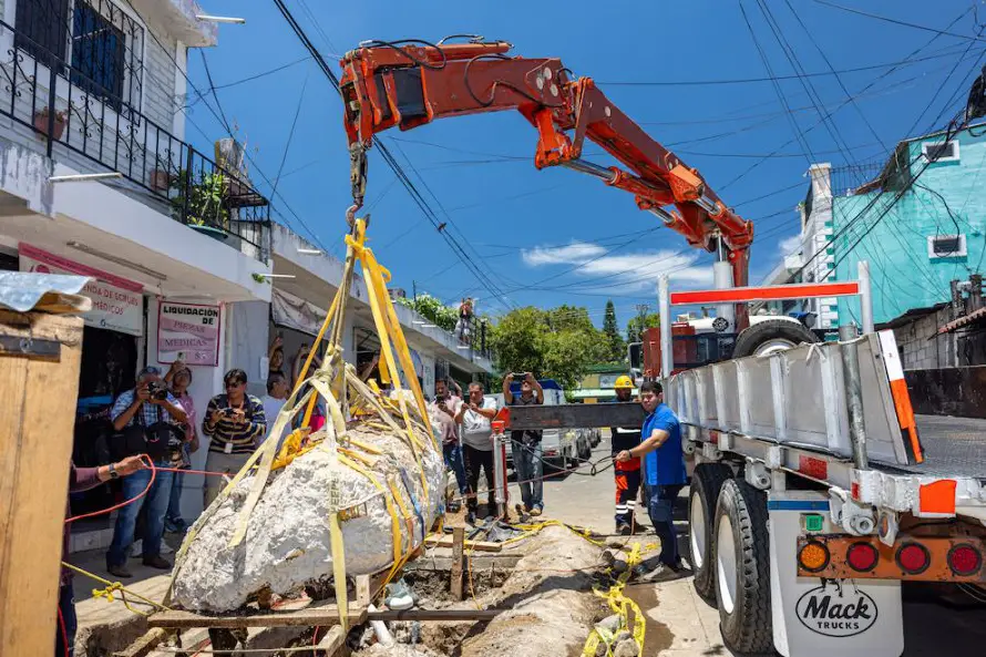 Confirman extracción de entierro prehispánico en Antiguo Cuscatlán, posiblemente de 850 a.C.