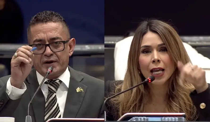 Polémica entre Marcela Villatoro y Reynaldo Cardoza por solicitud arenera sobre falta de agua potable en Valle Verde