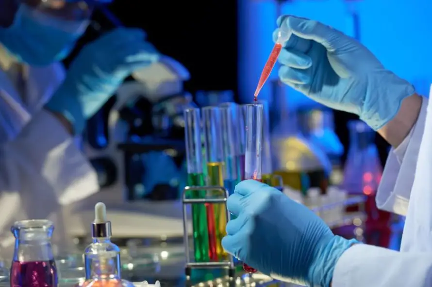 Generic Pharma inicia una nueva etapa en El Salvador y se expande al mercado privado junto a BIOL 