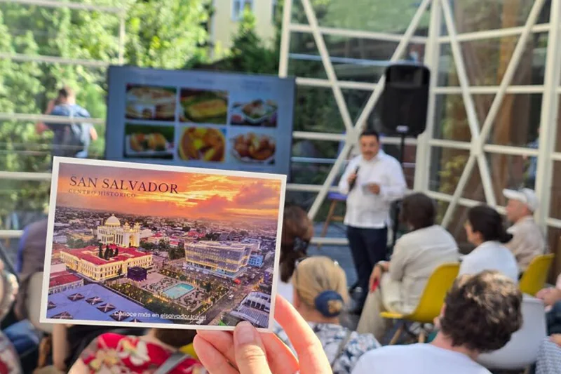 Embajada de El Salvador en Rusia promueve al país como destino turístico