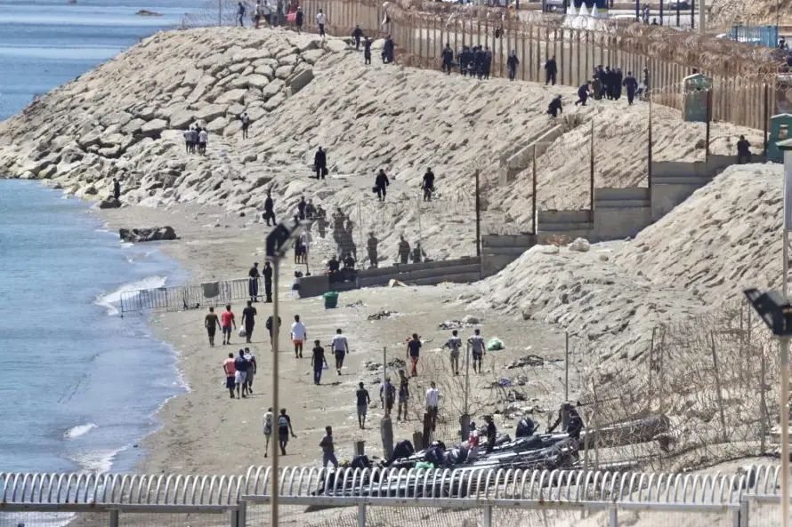 Las redes pasan de efecto llamada a buscar desaparecidos en la crisis migratoria de Ceuta