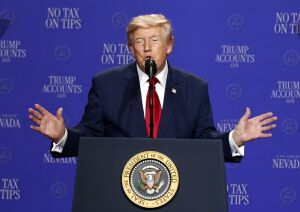 Trump vuelve a prometer dividendos de 5,000 dólares si republicanos ganan las legislativas