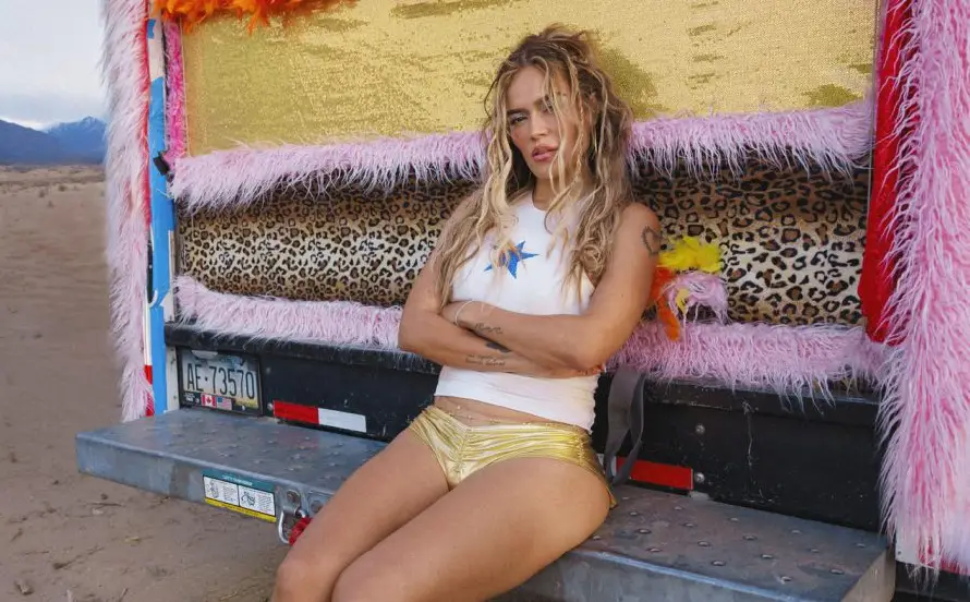 Karol G libera otro tema de su nuevo disco durante concierto en Washington