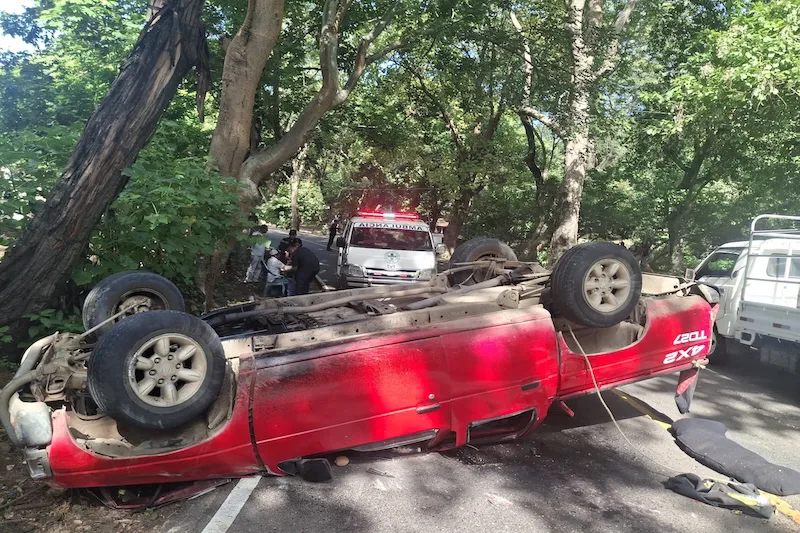 Cuatro personas fallecen diariamente por accidentes viales