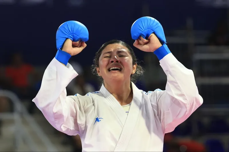El Salvador gana dos medallas de bronce en karate en Santo Domingo 2026