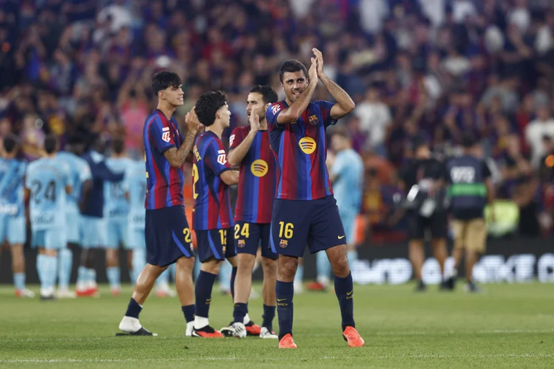 Barcelona vence al Athletic y mantiene paso perfecto