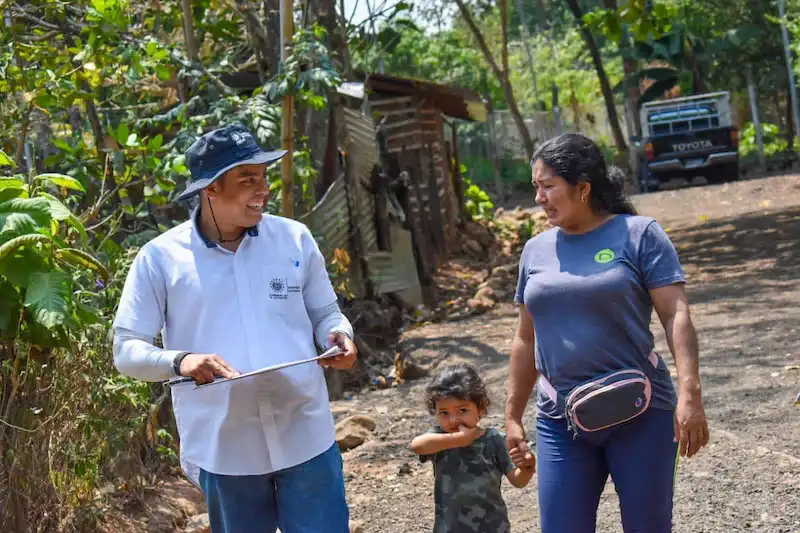 MAG transferirá inmueble a Fonavipo para legalización de comunidad Schafik Hándal en Suchitoto