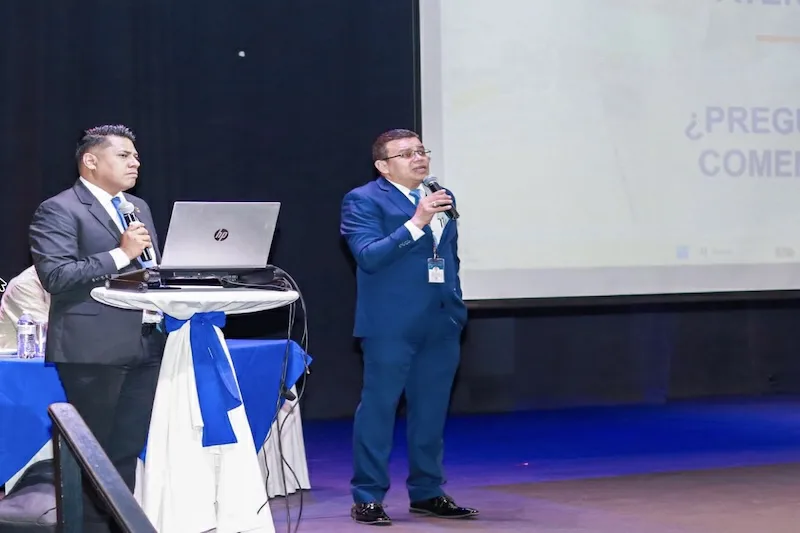 Capacitan a gestores de encomiendas sobre procesos aduaneros salvadoreños