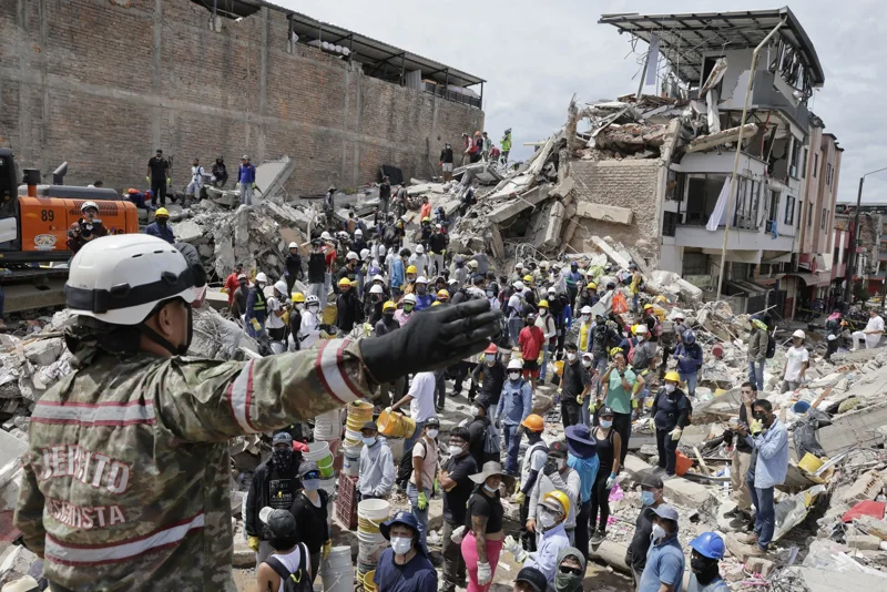 Colombia afronta reconstrucción entre polémicas tras devastador terremoto