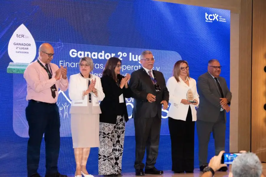Red de Cooperativas FEDECACES obtiene segundo lugar en los premios Top Customer Experience 2026