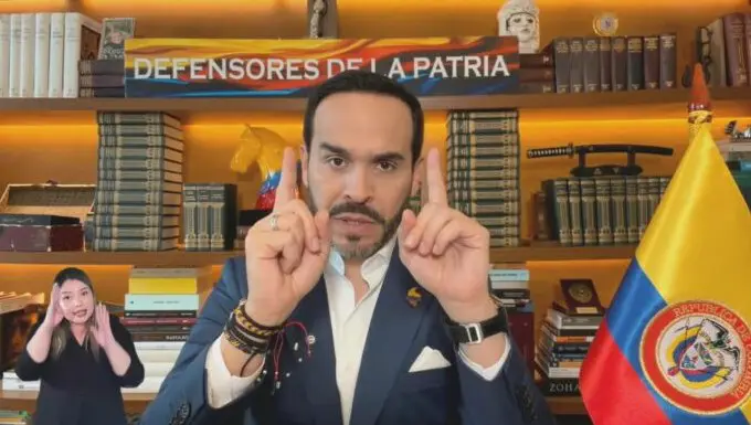 Colombia levanta suspensión general para portar armas de fuego