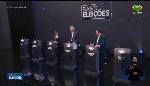 Lula y Flávio Bolsonaro se ausentan del primer debate presidencial en Brasil