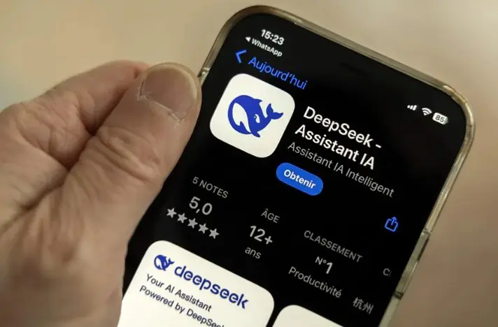 DeepSeek lanza un modelo de IA experimental que rivaliza con Opus 4.8 de Anthropic en tareas de agentes y multimodal