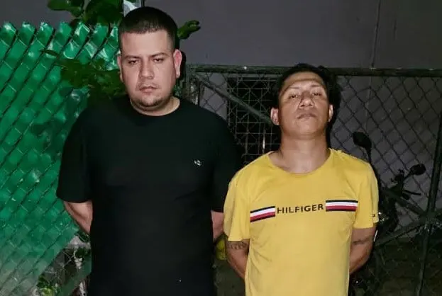 Detienen a dos jóvenes con varias porciones de cocaína en San Miguel