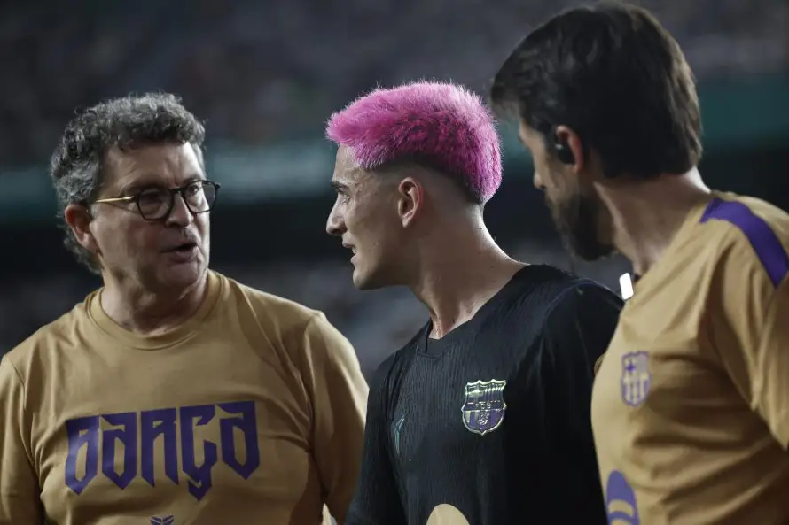 El culé Gavi sufre una contusión en su rodilla derecha y se reincorporará "en breve" a los entrenamientos