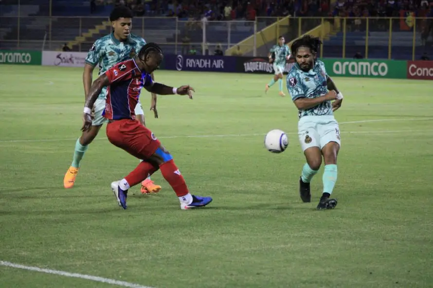 FAS empata ante Municipal y se complica en la Copa Centroamericana