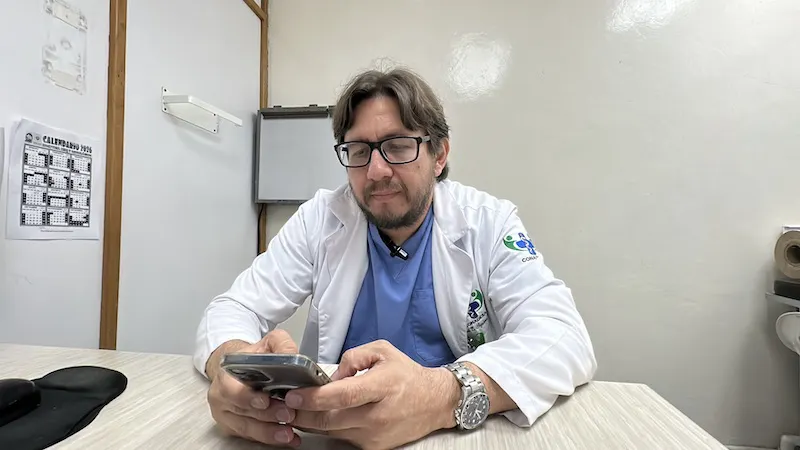 Rafael Aguirre dice haría ajustes a DoctorSV sin desaparecerlo y reforzaría con médicos de telemedicina al Rosales