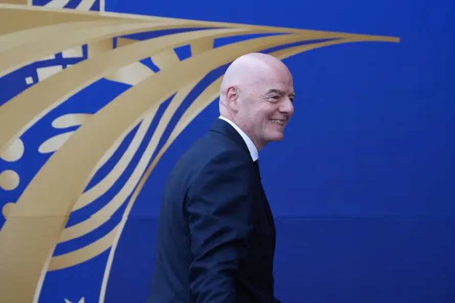 Macron intervino para tumbar el proyecto de privatización del Mundial de Infantino
