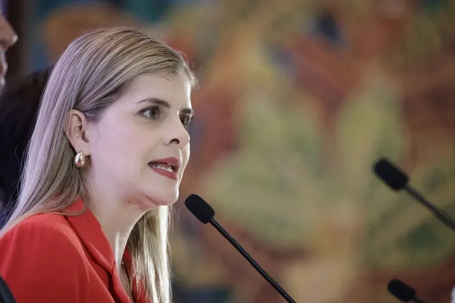 Presidenta costarricense denuncia infiltración del narcotráfico en instituciones  