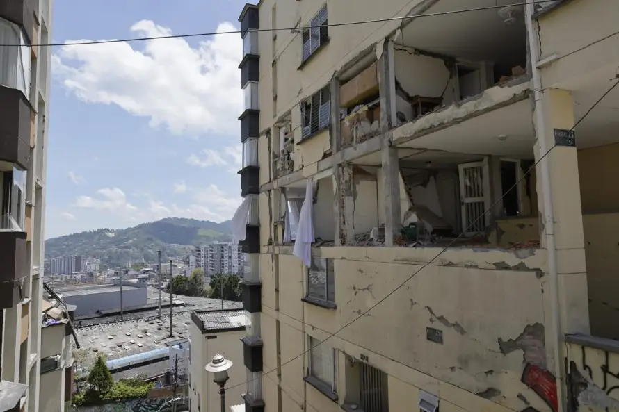 Sube a 273 la cifra de personas muertas y hay 377 desaparecidos por el terremoto en Colombia