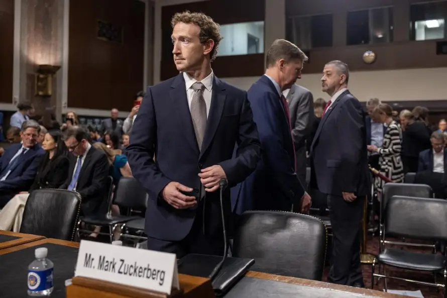 Zuckerberg alerta de que el mayor riesgo de la IA es su control centralizado
