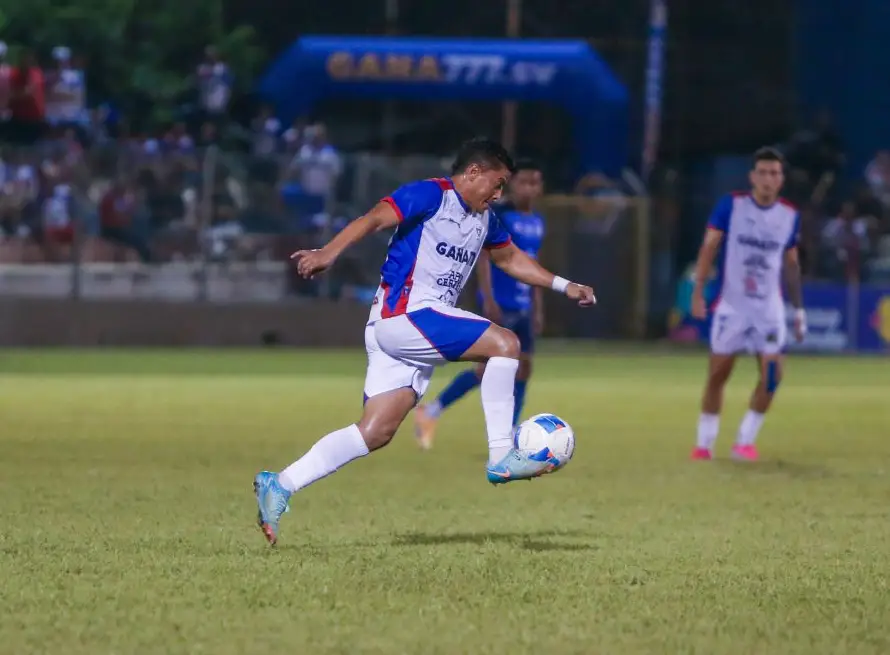 Firpo abre su participación en la Copa Centroamericana con visita al Plaza Amador