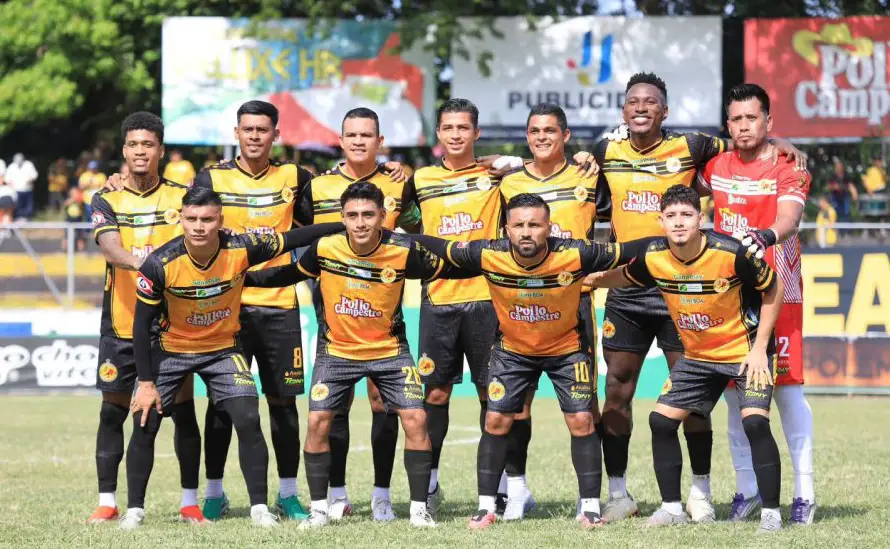 Platense advierte con acciones legales por venta de camisetas no autorizadas