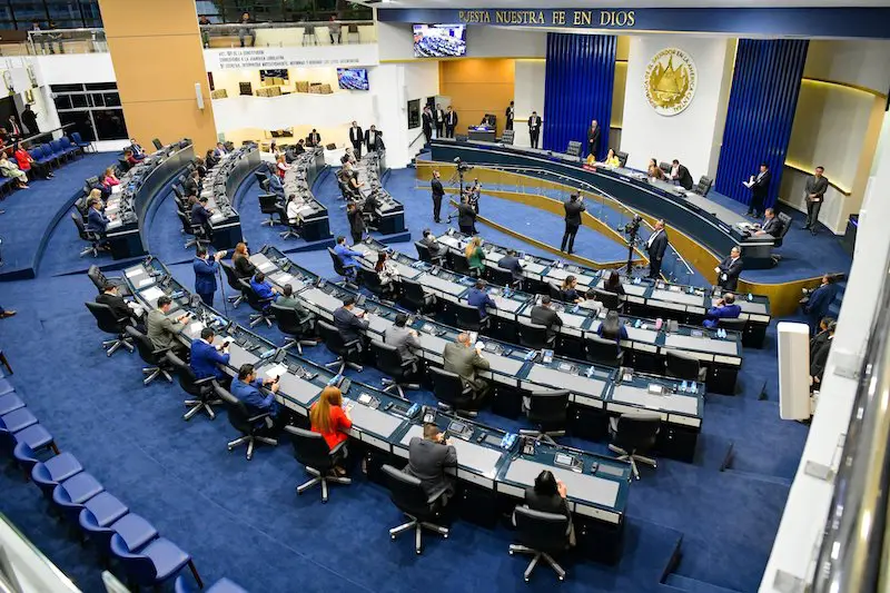 Asamblea Legislativa elige hoy a tres magistrados de Corte de Cuentas: ¿qué dijeron los 17 candidatos?