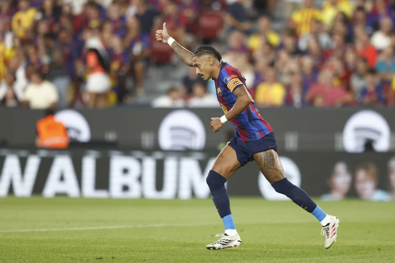 Raphinha lidera goleadores de LaLiga con cinco tantos