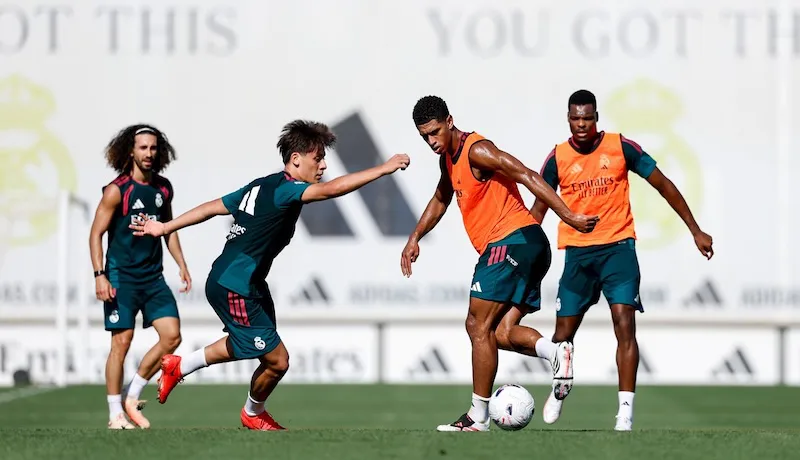 El 'nuevo' Real Madrid de Mourinho inicia su temporada ante el Espanyol