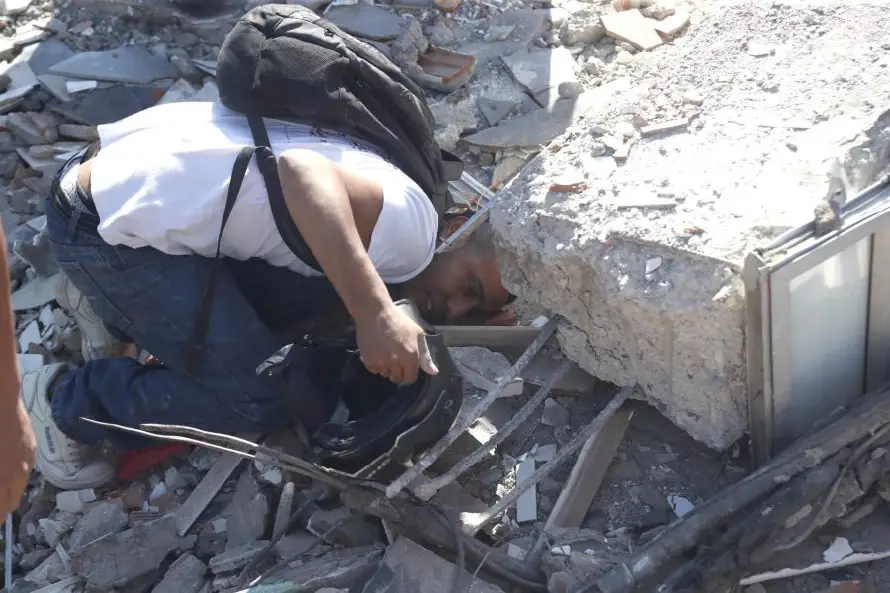 Colombia declara "desastre nacional" por terremoto que deja al menos 71 muertos