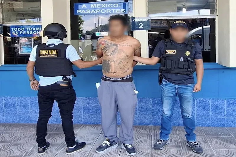 Guatemala entrega a pandillero salvadoreño expulsado desde México