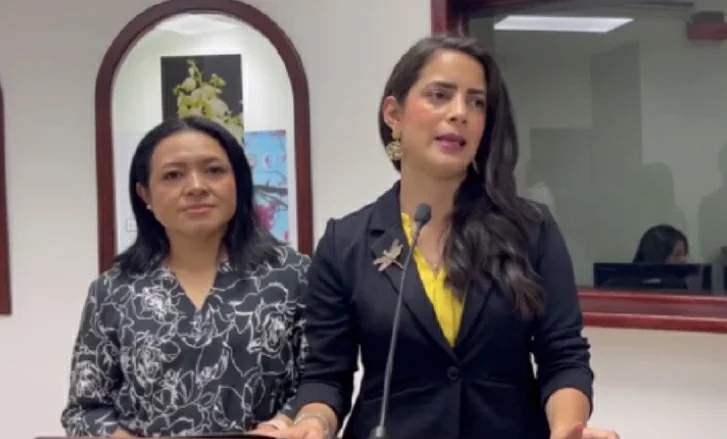 Vamos suspende a otro miembro de la planilla de Claudia Ortiz mientras resuelve denuncia en su contra