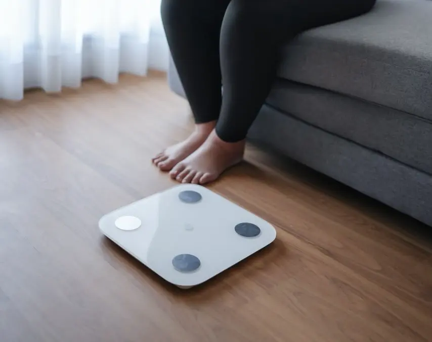 Desmintiendo la "paradoja de la obesidad": Estudio aclara que el sobrepeso no protege contra el cáncer colorrectal