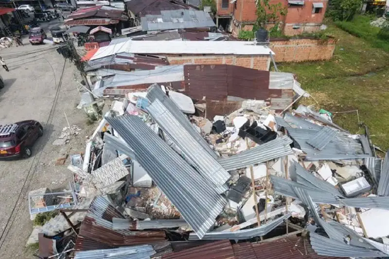 Cifra de damnificados por terremoto en Colombia sube a 185,000 y desaparecidos bajan a 143
