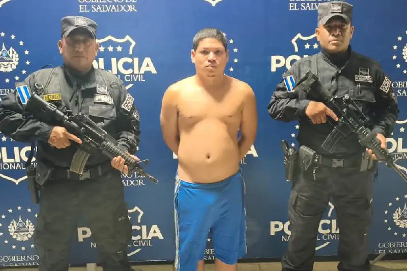 Capturan a presunto integrante de la MS-13 en Santa Ana por pintar grafitis alusivos a la pandilla