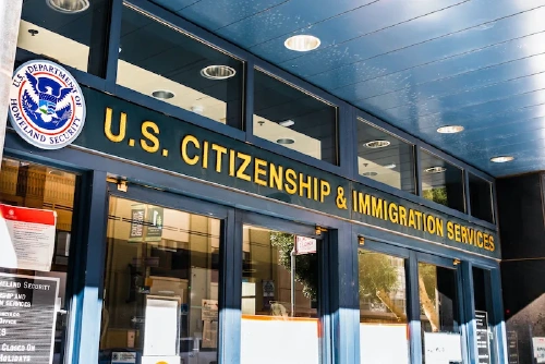 EEUU alerta que designación de TPS para El Salvador finalizará el 9 de septiembre