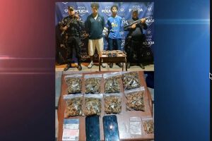 Capturan a dos acusados de vender drogas en Nejapa