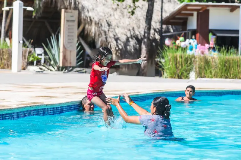 Más de dos millones de visitantes recorrieron sitios turísticos en los primeros días de vacaciones