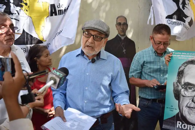 Comité Monseñor Romero pide extender el TPS y convoca a marcha