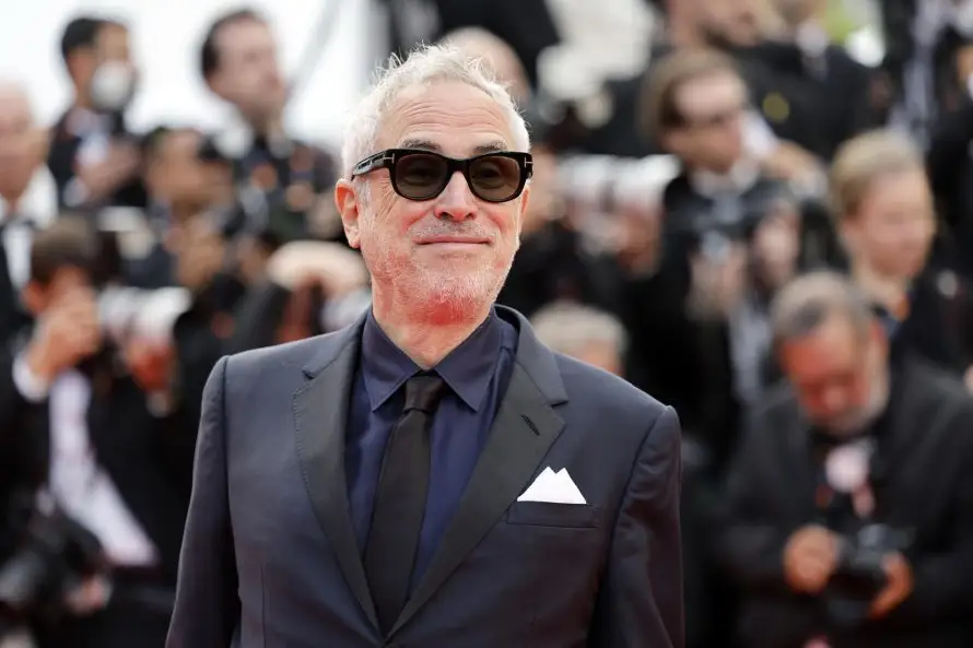 Alfonso Cuarón producirá la serie de acción real de "Calabozos y Dragones"