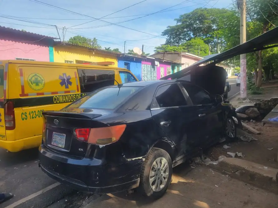 Al menos seis personas resultan lesionadas por accidentes de tránsito este lunes