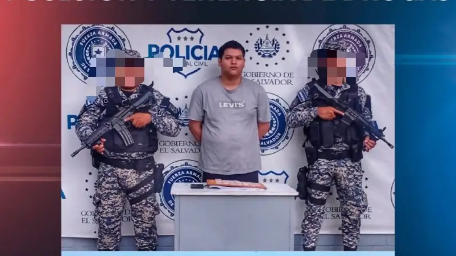 Detienen a un joven con 20 porciones de cocaína e intentó huir en Tonacatepeque