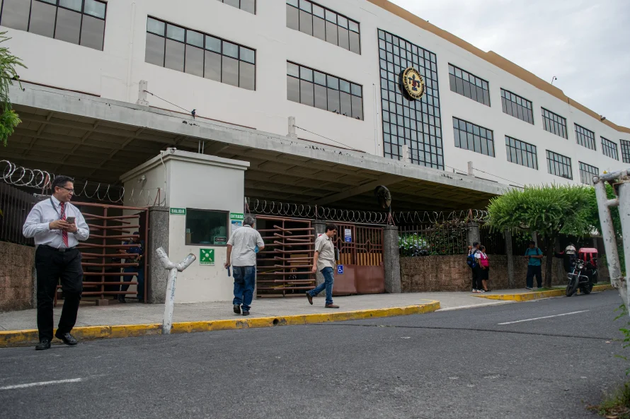 Abogados tienen hasta este fin de semana para inscribirse en el examen de notariado 